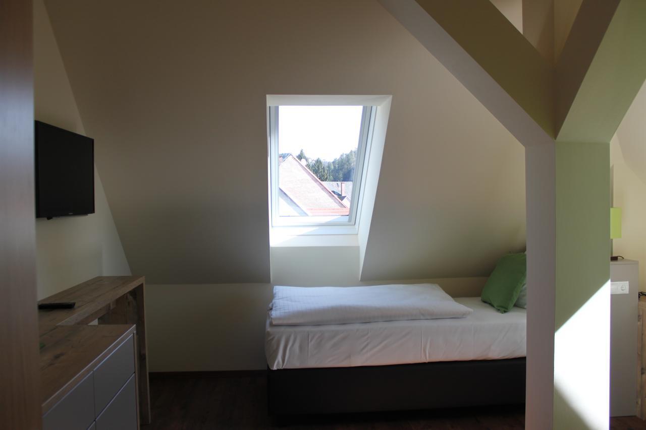 Braun Hotel *